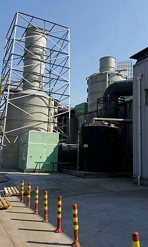 Montagem de peças termoplásticas Montagem de peças termoplásticas